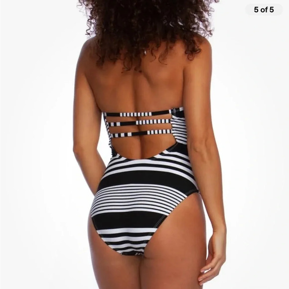 La Blanca Fine Lines Mitred Stripes One Piece Black & White size 4 - Picture 3 of 12